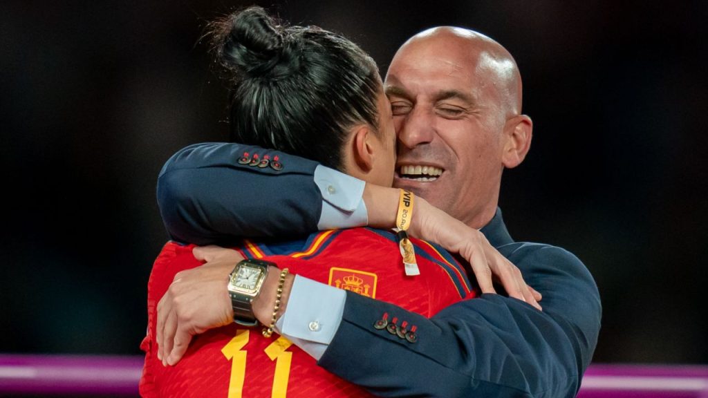 WWC: Spanish FA chief slammed over final kiss