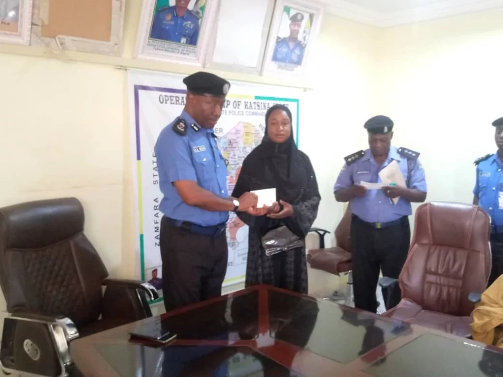 Katsina: Police present N7.7m cheques to families of 22 slain officers