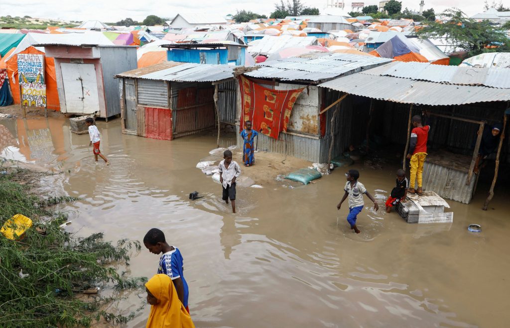 Worst flood in decades kill 29 in Somalia, hit towns across E/Africa